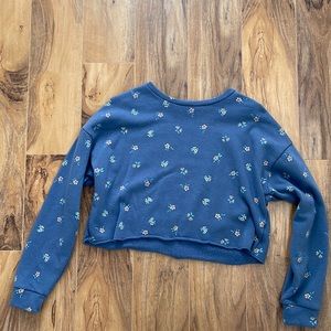 COLSIE Cropped Sweatshirt with Flowers // Cadet Blue // Size XS women’s NWOT